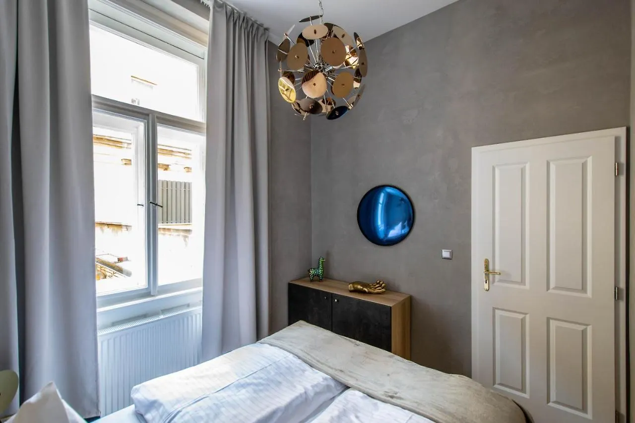 Apartamento 3Bdr Oasis In The Heart Of Praga República Checa
