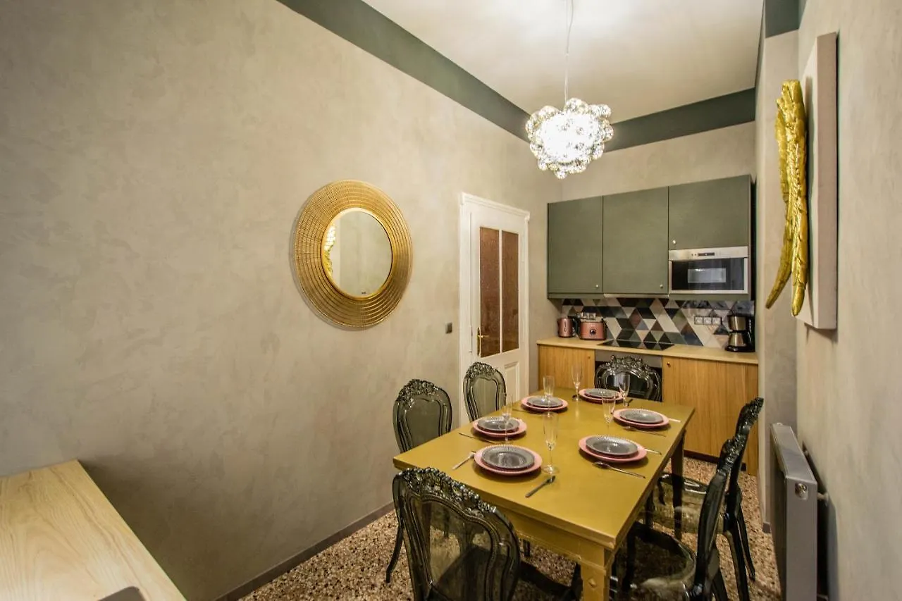 3Bdr Oasis In The Heart Of Prague Apartment